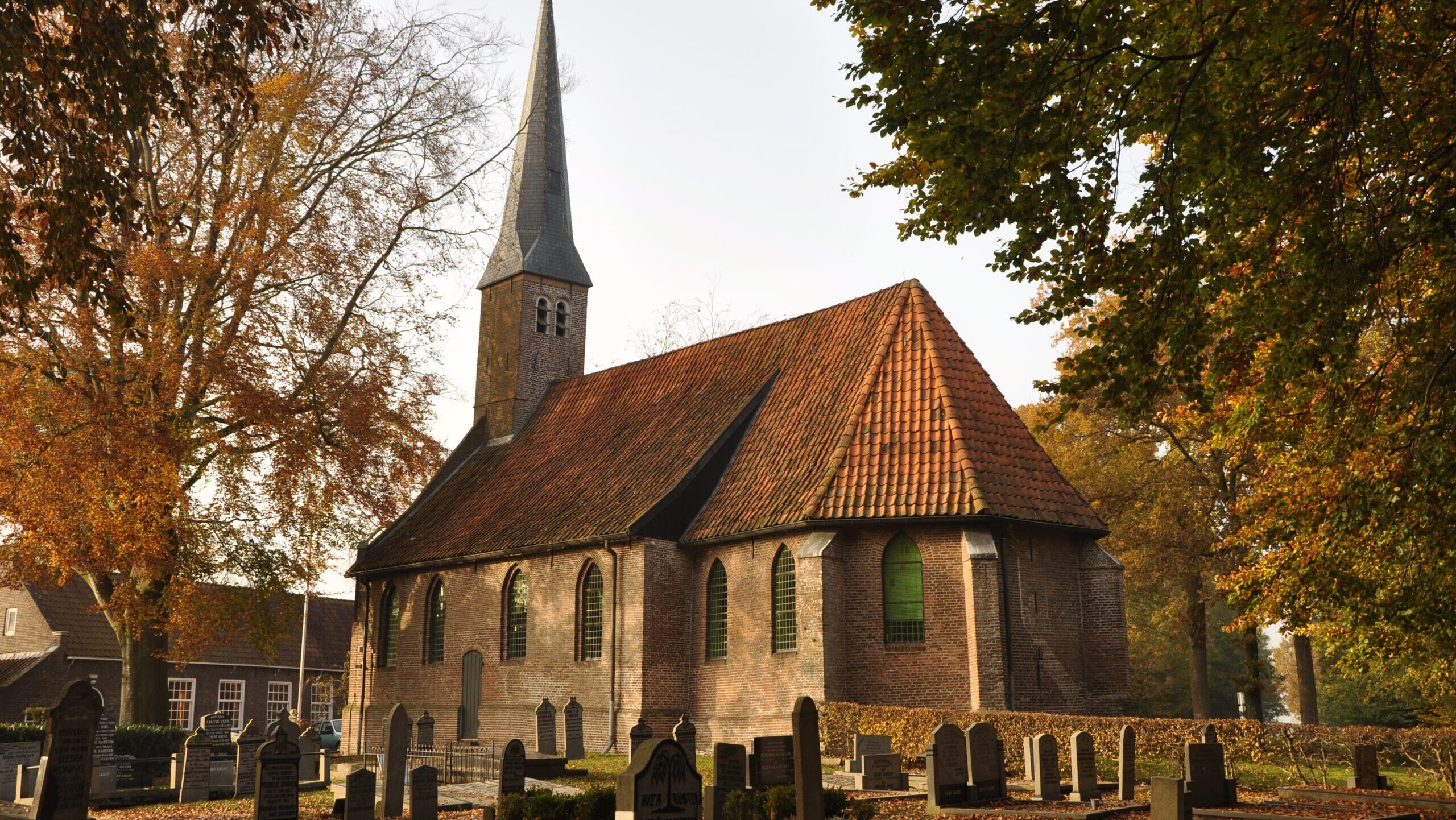 NAM mag van minister langer gas winnen bij Wanneperveen