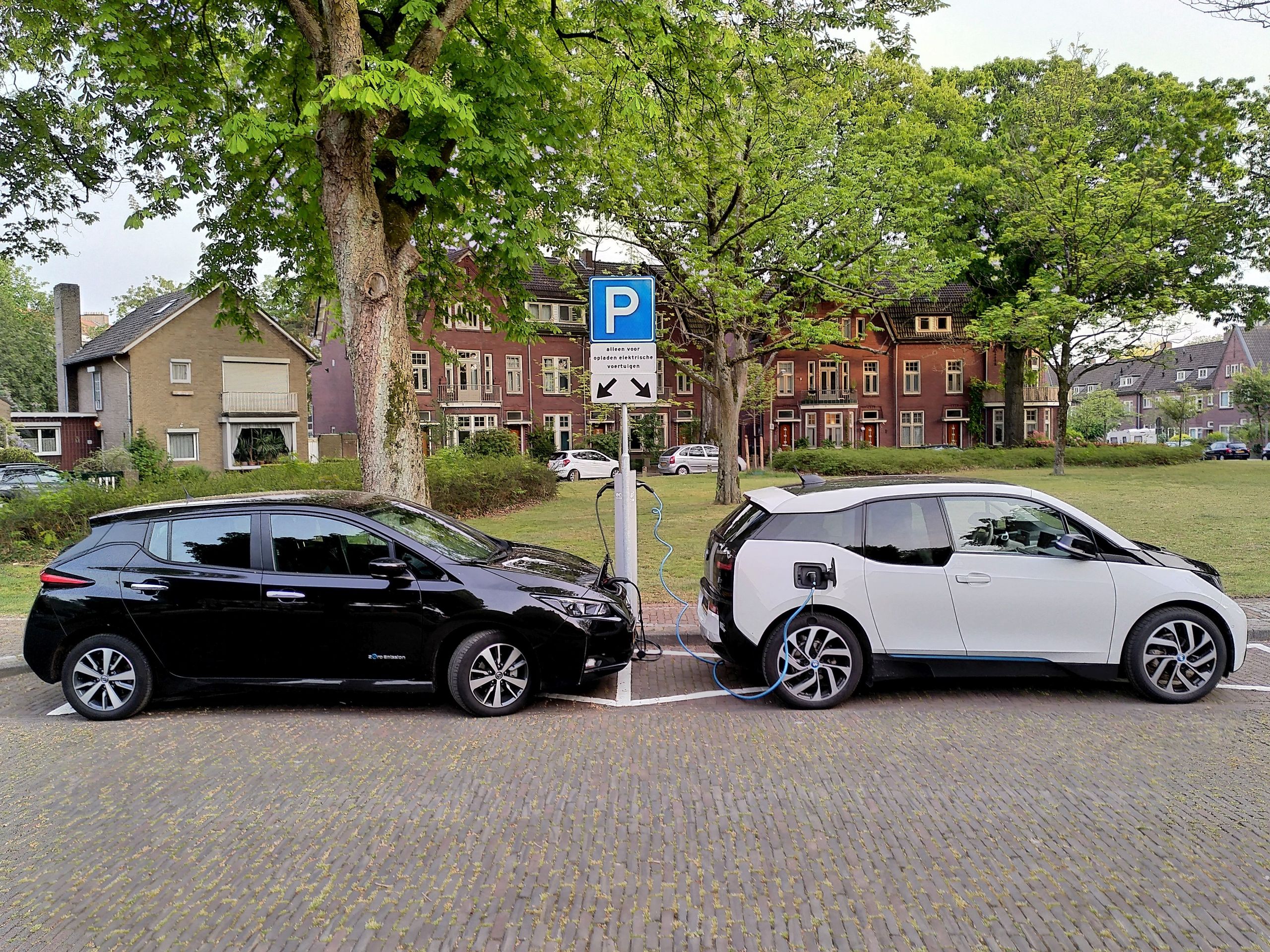 Subsidiepot Elektrische Auto's Leeg Voor 2020, Aanvragen Schuiven Door ...